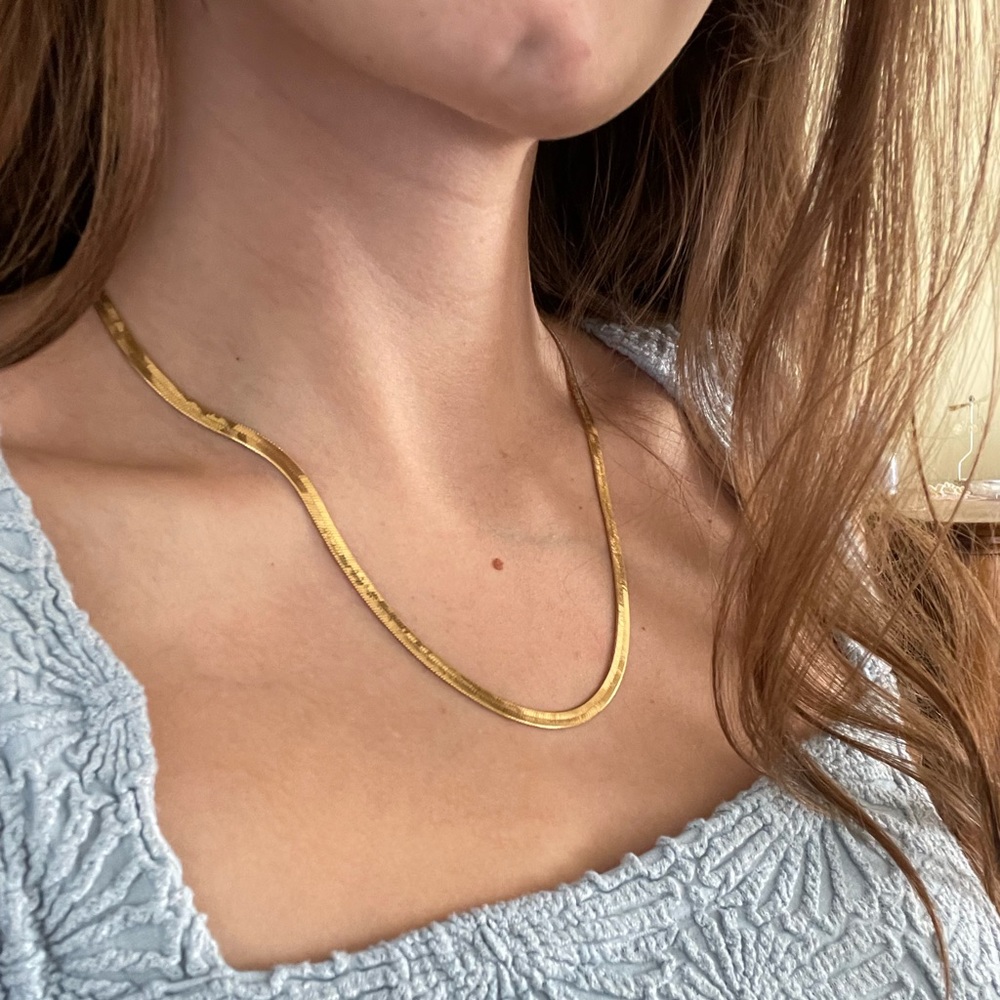 Gold necklace